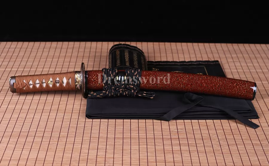 Hand forge Clay tempered T10 steel tanto japanese samurai sword full tang razor sharp battle ready.