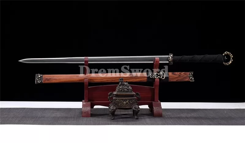 High Quality Battle Saber Broadsword Dao Sword Sharp Damascus Steel Blade Dragon 