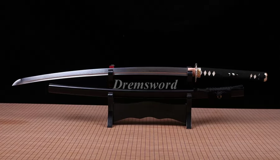 Handmade Damascus Folded Steel katana Japanese Samurai Sword Full Tang battle ready Sharp Blade.