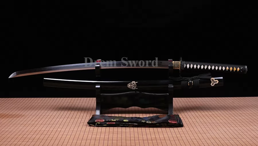 Clay tempered katana sword T10 steel handmade japanese samurai sword full tang sharp battle ready.
