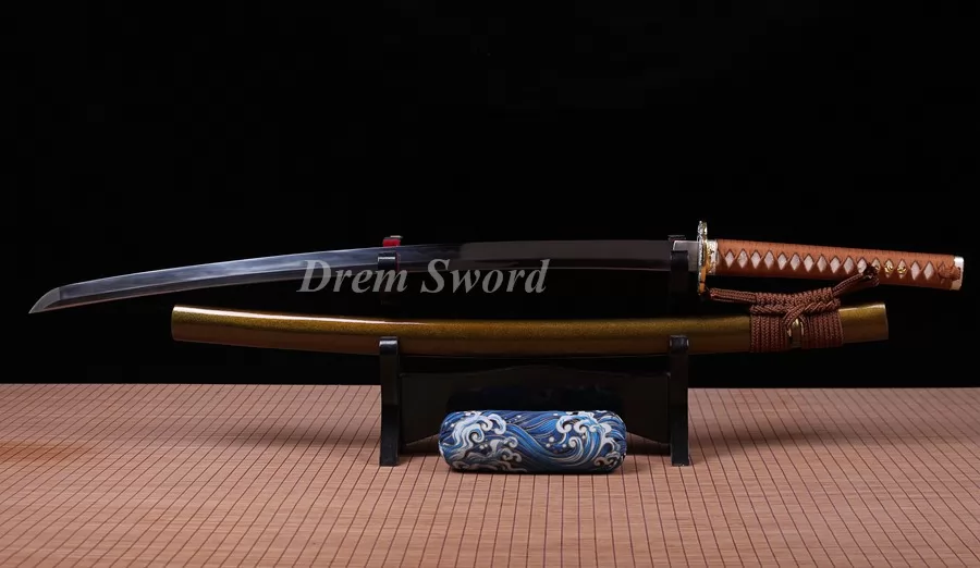 High quality katana sword real Clay tempered japanese samurai sword hamon T10 steel full tang sharp battle ready.